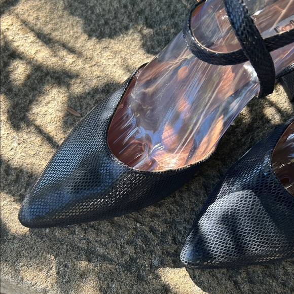 Zilian Portugal Size 39 Navy Faux Snakeskin Heels — Elegant Statement Pumps - Picture 5 of 10